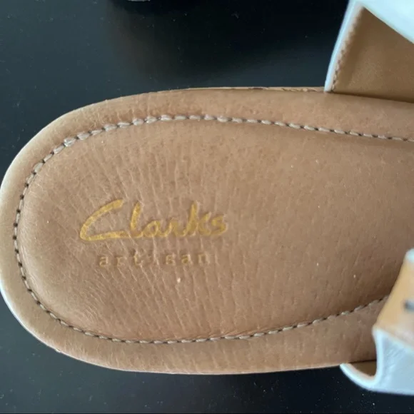 Clarks Artisan White Leather Sling back Sz 10 - Picture 4 of 7